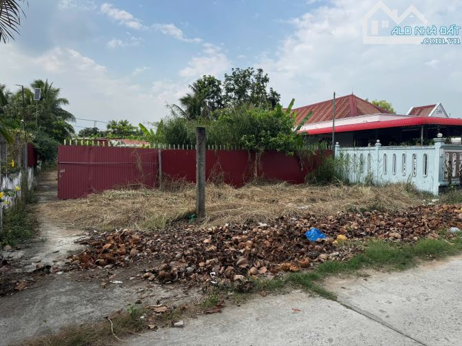 Bán gấp căn nhà vườn, 1048,5m2, Xã Phú Mỹ Hưng, SHR, Giá 1 tỷ 550. - 1