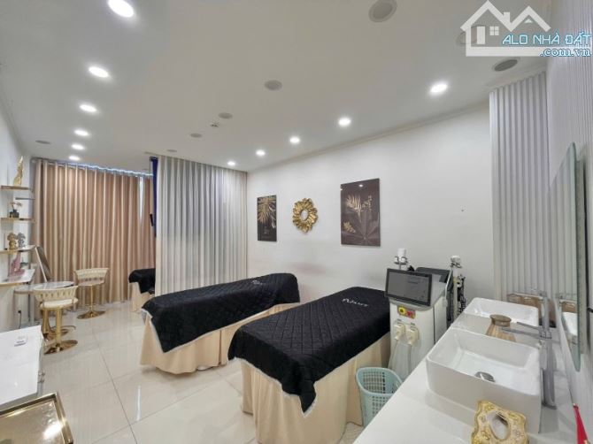 BÁN NHÀ MẶT TIỀN KINH DOANH – HUỲNH VĂN BÁNH, P.13, PHÚ NHUẬN, 30m2, 4 Tầng, Chỉ 11.3 Tỷ - 2