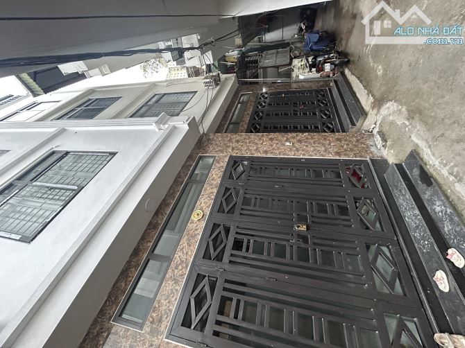 5 tầng,dân xây ,Ngõ ba gác, 32m chỉ 5,7 tỷ Mậu Lương Kiến Hưng - 3