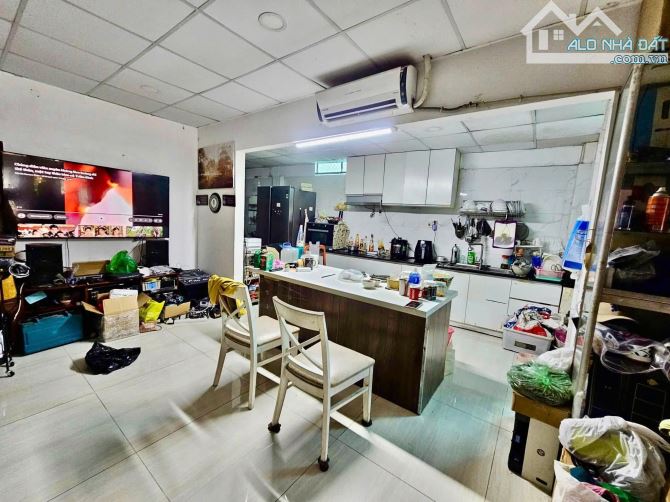 Bán nhà Hẻm 6m Thích Quảng Đức - gần Nguyễn Kiệm vào, 6,2x27m, 2 tầng, 1 chủ, 21,5 Tỷ. - 3
