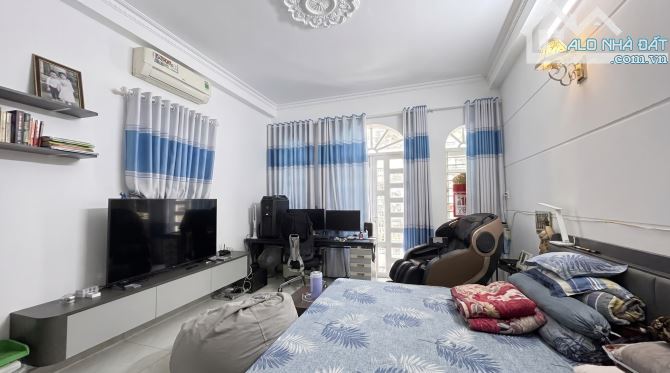 CHỦ CẮT LỖ BÁN GẤP NHÀ 50m2 4 TẦNG 4PN, HẺM OTO KHU PHÂN LÔ ĐƯỜNG HIỆP THÀNH 13, 5.X TỶ TL - 4