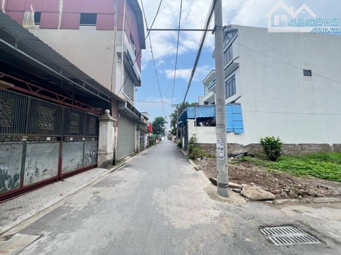 BÁN NHÀ 3 TẦNG DÂN XÂY KIÊN CỐ-KHÔNG DÍNH QUY HOẠCH-Ô TÔ THÔNG-75m2-7,4 tỷ - 6