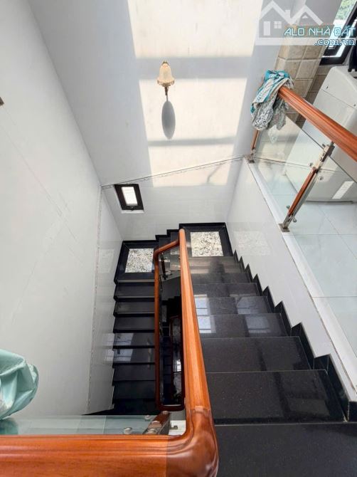 Nhà Mặt tiền Trần Thị Hè- Hiệp Thành- Q.12 -100m2- 5phòng ngủ- chỉ 7ty5 - 7