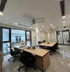 Cho thuê văn phòng Tây Hồ 100 m2 chỉ 13.5 triệu/ th, full nội thất, Ô tô tránh thang máy