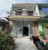 *Cho thuê nhà 2 tầng, đường Nguyễn Xí, gần Hồ Quý Ly, giá thuê 11tr/tháng lâu dài