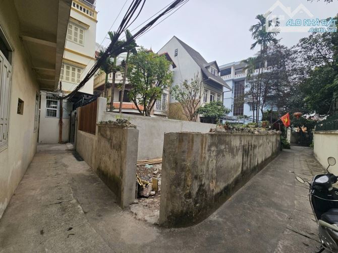 Bán Đất Đội Cấn. Ba Đình. Lô Góc. Ô Tô. DT 54m2. MT 4m. Giá 16.6 Tỷ - 1