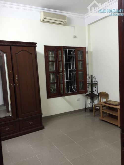 Cho thuê nhà mặt phố Hoàng Sâm – Cầu Giấy DT 55m x 4 tầng, sạch đẹp, giá thuê rẻ 20tr/th - 2