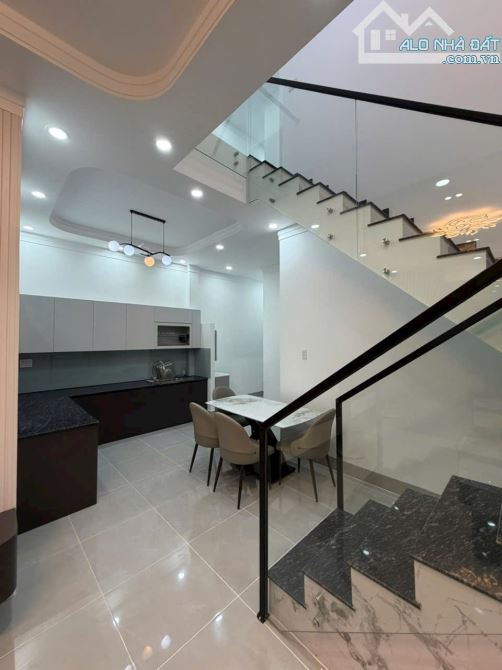 BÁN NHÀ LẦU MỚI XÂY – PHƯỜNG PHÚ TÂN - 2