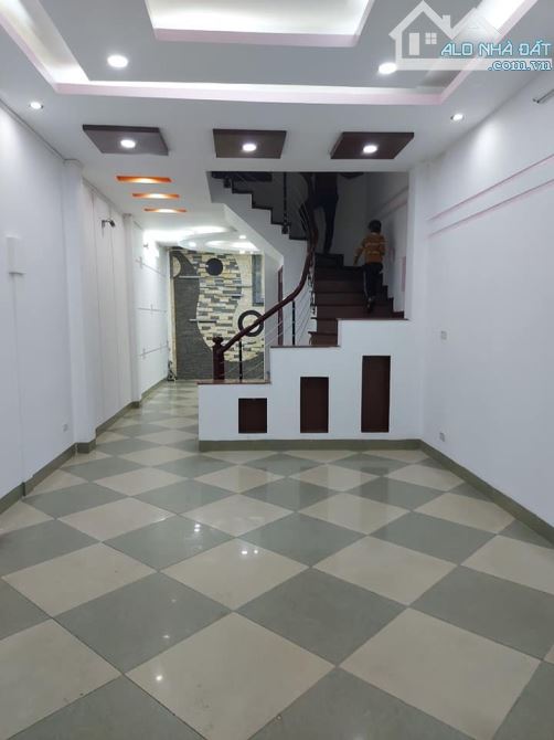 Cho thuê nhà mặt phố Hoàng Sâm – Cầu Giấy DT 55m x 4 tầng, sạch đẹp, giá thuê rẻ 20tr/th - 3