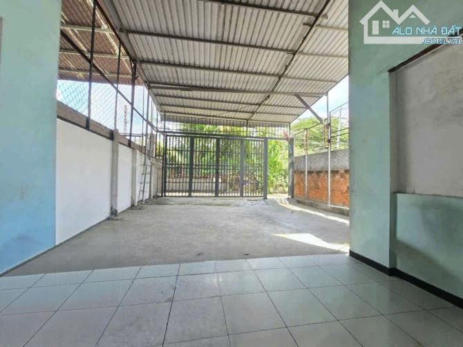 Bán gấp nhà đang cho thuê giá 980tr (DT 5x15) sổ hồng riêng