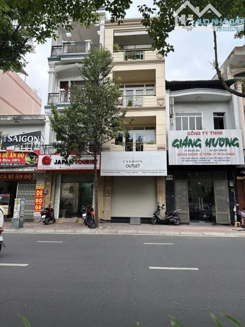 Càn Bán Gấp Nhà Mt Đường Trường Sa P13,Q Phú Nhuận,Dt:4x16m,Kc:3 lầu,Cn56m2 Giá:18.5 tỷ tl