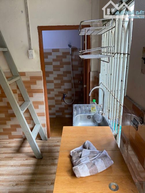 Cho thuê phòng trọ 18m² tầng trệt, có gác lửng ,sạch sẽ,thoáng mát tại Thủ Đức