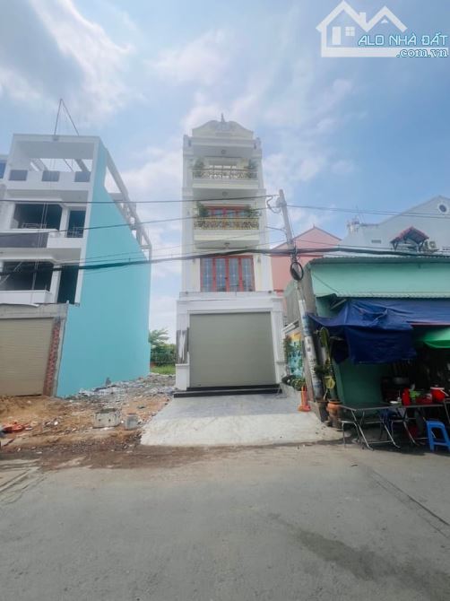 Nhà Bè đường 8m ô tô tới, trệt 3 lầu, ngang 5m, nhỉnh 8tỷ thương lượng - 1