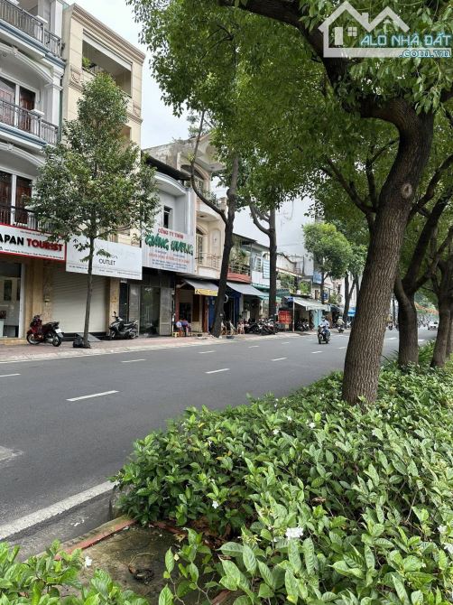 Càn Bán Gấp Nhà Mt Đường Trường Sa P13,Q Phú Nhuận,Dt:4x16m,Kc:3 lầu,Cn56m2 Giá:18.5 tỷ tl - 1
