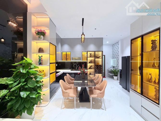 Nhà 3 tầng mặt tiền Hoà Minh 14 . DT:77m5 , ngang 5m , sổ đẹp vuông vức - 2