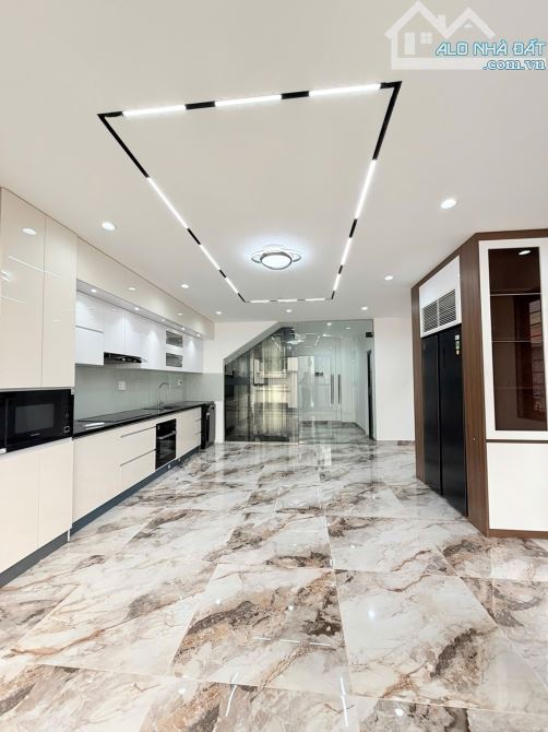 NHÀ NGÕ 44 TRẦN THÁI TÔNG - DT 45M2, 5 TẦNG, 4 NGỦ, NỞ HẬU, THÔNG KINH DOANH - 9 TỶ - 2