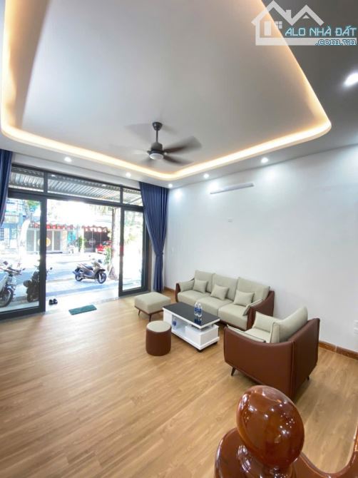 GIÁ TỐT: bán nhà đẹp 2 tầng mặt tiền đường lớn 7m5 27 Hoài Thanh, vào ở được ngay - 2