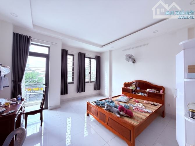 NHÀ MT KD NGUYỄN ẢNH THỦ Q12 - VỊ TRÍ ĐẮC ĐỊA KD SẦM UẤT- DT 5x20 ( 100m2 )  SHR - - 3