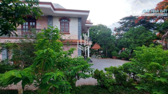 CHO THUÊ TỔ HỢP 2 BIỆT THỰ ĐỒI NGỌC TƯỚC - GÓC 2 MẶT TIỀN 1600M2 SIÊU BỀ THẾ - 3
