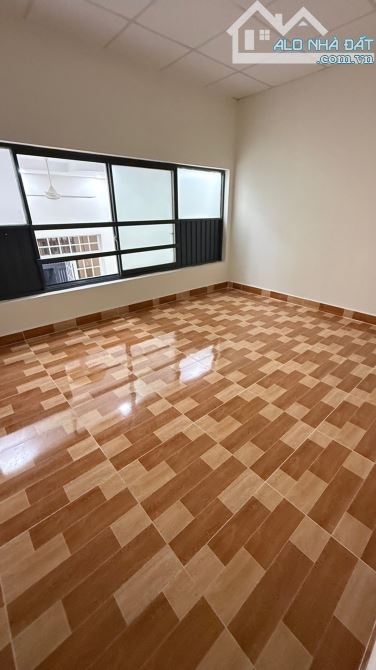 Nhà sổ hồng riêng, gần Lê Văn Khương chỉ 3.68 tỷ - 4