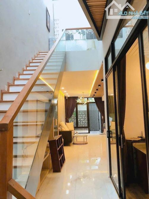 CHO THUÊ NHÀ 3 TẦNG 4PN DT 85M  ĐƯỜNG LÝ THƯỜNG KIỆT – GẦN CHỢ ĐẦM - 4