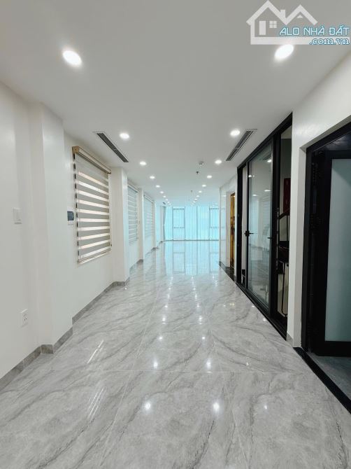 BÁN NHÀ PHỐ BÙI HUY BÍCH 155M*3TẦNG, LÔ GÓC, VỈA HÈ, KINH DOANH SẦM UẤT CHỈ 57,5 TỶ - 4