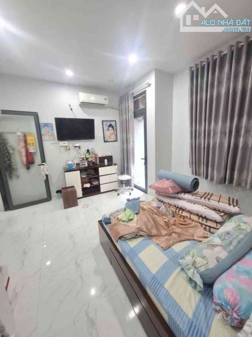 54M2 NGANG 4.6M RỘNG THOÁNG- NHÀ 3 TẦNG BTCT- 3PN- HXH MÃ LÒ THÔNG LÊ VĂN QUỚI- CHỈ 5,X TỶ - 6