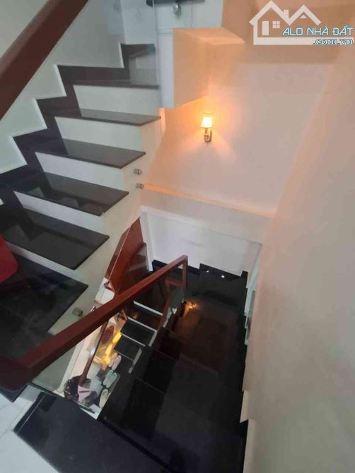 54M2 NGANG 4.6M RỘNG THOÁNG- NHÀ 3 TẦNG BTCT- 3PN- HXH MÃ LÒ THÔNG LÊ VĂN QUỚI- CHỈ 5,X TỶ - 8