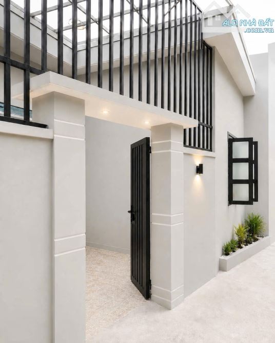 BÁN NHÀ CẤP 4 ĐẸP ĐƯỜNG ĐỐNG ĐA, HẺM 3M- GIÁ 3.5 TỶ, 60M2