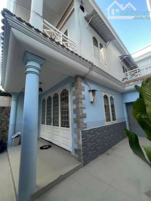 BÁN NHÀ HẺM XE TẢI LÍ PHỤC MAN Q7. DTCN 90M2. NGANG KGUNGR 6M. CHỈ NHỈNH 12 TỶ - 1