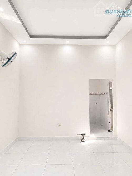 BÁN NHÀ CẤP 4 ĐẸP ĐƯỜNG ĐỐNG ĐA, HẺM 3M- GIÁ 3.5 TỶ, 60M2 - 2
