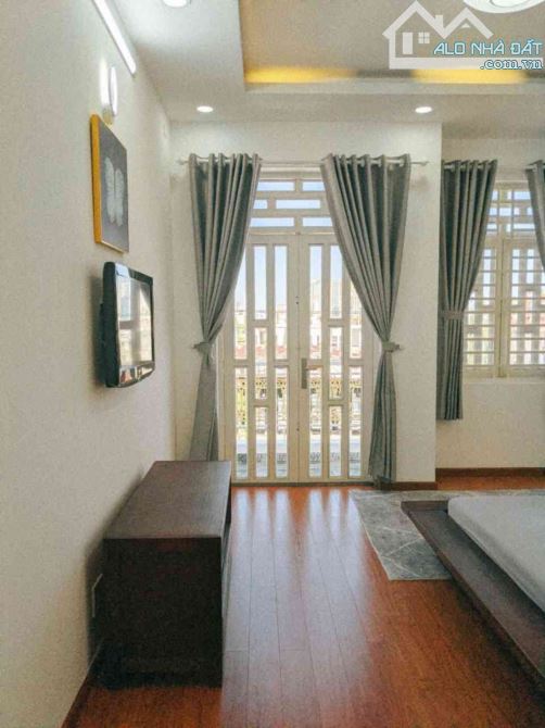 Mặt tiền kinh doanh 4 tầng 4x18 sổ sẵn sang tên ngay 9.8ty - 3