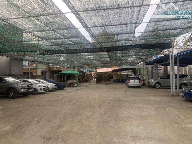 Nhà mặt tiền Nguyễn Văn Quá và kênh tham Lương, diện tích 1100m2, Giá chỉ 78 tỷ - 3