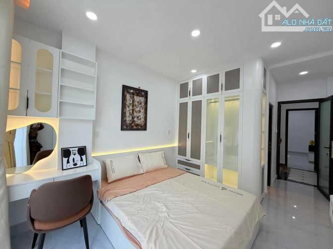 ĐOÀN THỊ ĐIỂM PHÚ NHUẬN HẺM NHỰA 6M THÔNG VỪA Ở VỪA KINH DOANH , 4 TẦNG, 5PN, NHỈNH 12 TỶ - 3