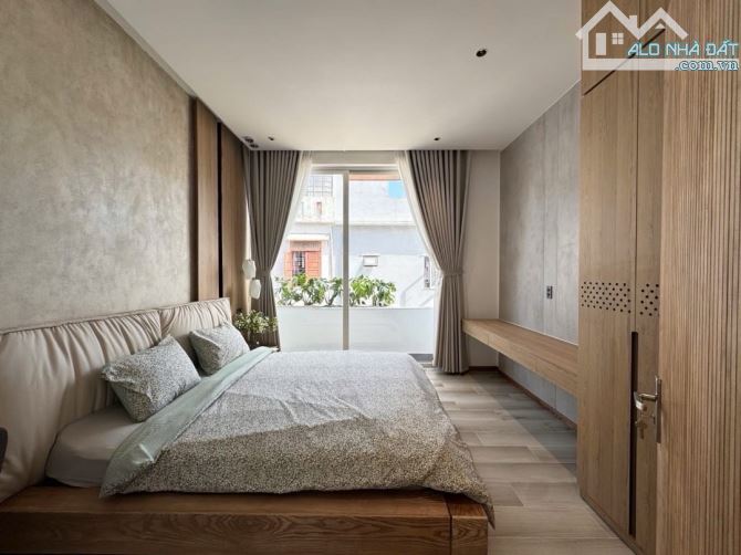 NHÀ 3 TẦNG NAM VIỆT Á – Ô TÔ TRÁNH – SẴN DT 35TR/THÁNG - 63M2 NỞ HẬU - 3