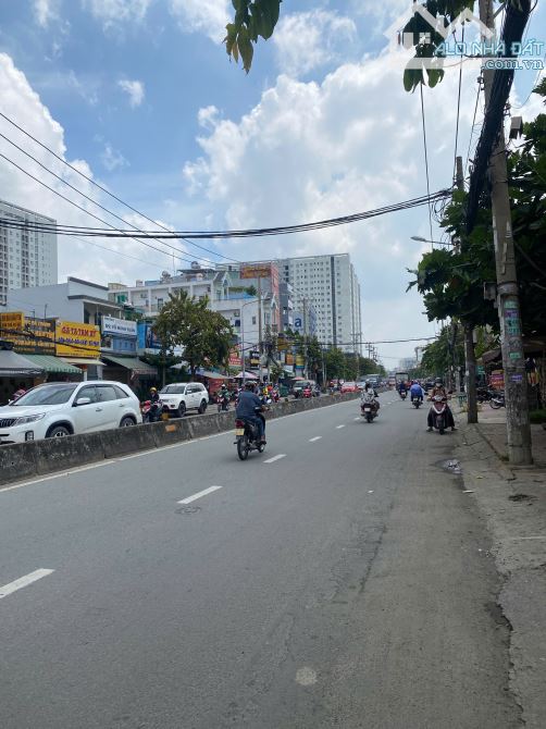 Bán gấp siêu mặt tiền Phan Văn Hớn, 8mx40m ( nở hậu 11m, 500m2 TC), chỉ 26 tỷ