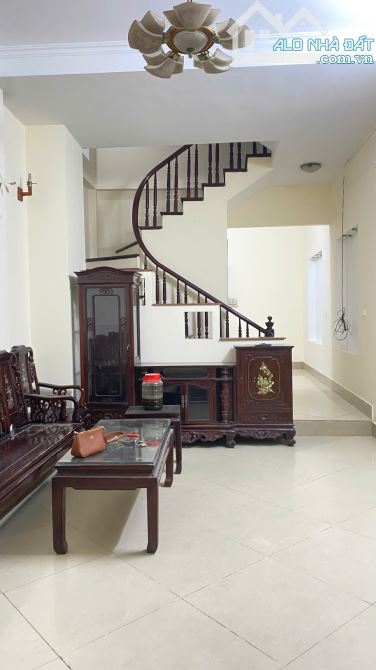CHO THUÊ NHÀ NGUYÊN CĂN TRIỀU KHÚC, THANH TRÌ, HÀ NỘI  – FULL NỘI THẤT – VÀO Ở NGAY