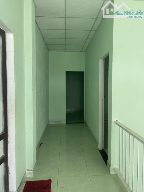 Nhà 2 tầng với diện tích đất 200m2 gần chợ giá 2,75 tỷ - 4