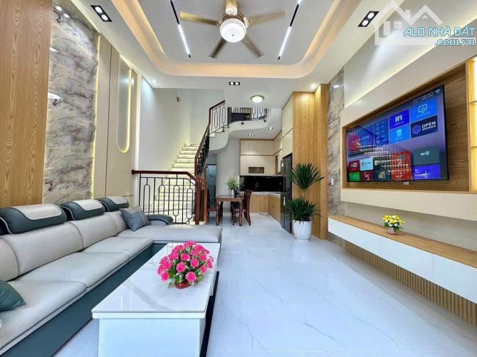 Chính chủ bán nhà 3 tầng 3 mê FUNL nội thất kiệt OTO đậu đỗ Tôn Đức Thắng - 4