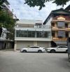 Cho thuê mặt bằng kinh doanh, nhà riêng mới diện tích 120 m2 ,3 tầng phố Vĩnh Phúc.
