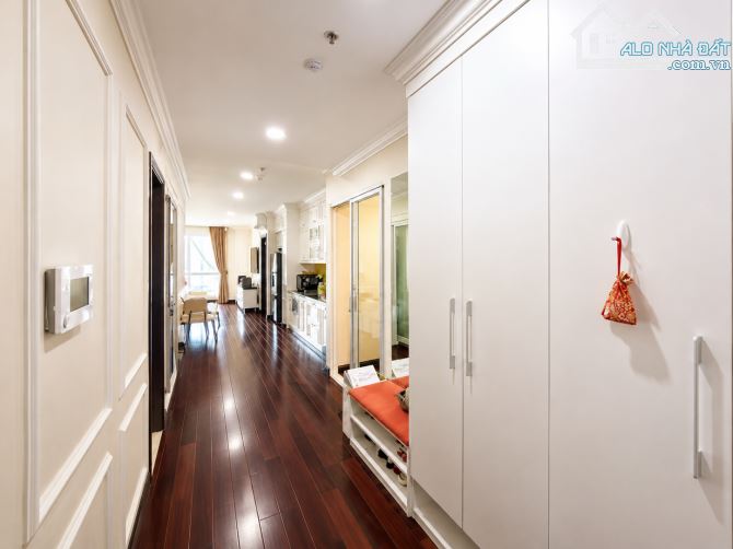BÁN CĂN 128M2 R2 - FULL NỘI THẤT Ở NGAY VIEW NỘI KHU ĐẲNG CẤP