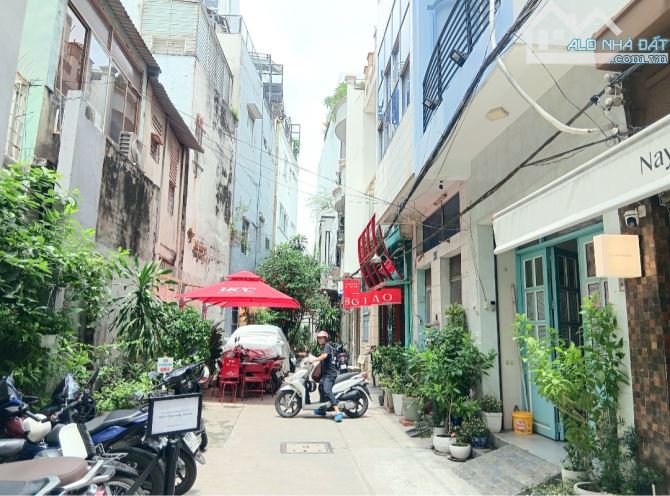 Bán Nhà  2 Mặt Tiền Ngay Khu Ẩm Thực Đinh Công Tráng Q.1 - 76m² x 5 Tầng - 19,8 Tỷ - 2
