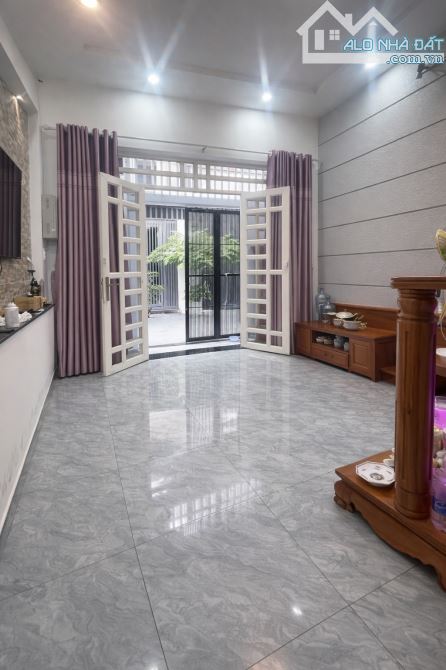 Nhà 3 tầng Linh Đông, hẻm ô tô, gần Phạm Văn Đồng, 6.8 tỷ - 2