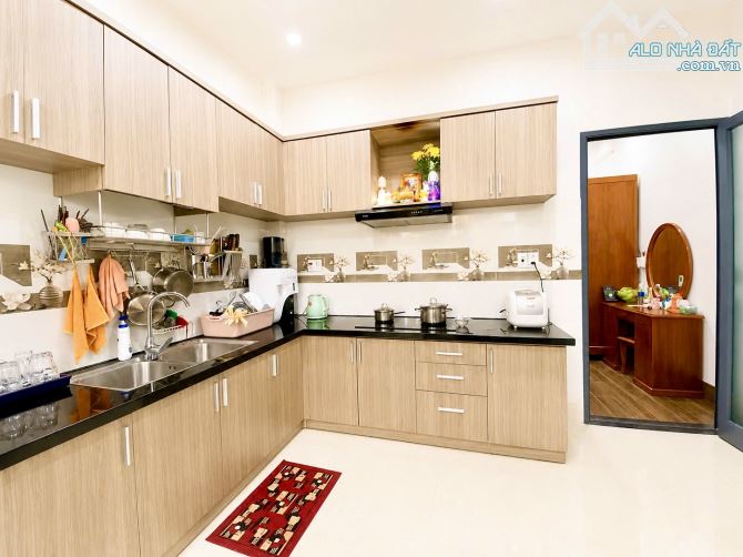 💥 SẬP HẦM HƠN 2TY CĂN NHÀ 3 TẦNG - MT THẾ LỮ - DT LÊN ĐẾN 115M2 - GIÁ CHỈ 11.X TỶ - 4