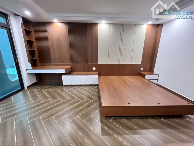Bán dãy 3 căn  xây mới ô tô đỗ cửa phố Hồ sen, giá chỉ hơn 5 tỷ ngay aeon - 4