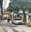 30m ra oto, hàng xóm the manor, nhà full nội thất xịn