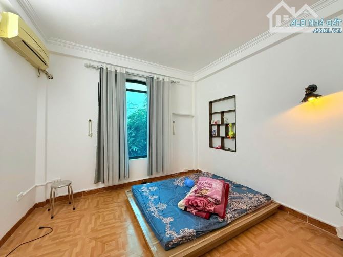 6.4 TỶ – 24M2 – 4 TẦNG – SÂN RỘNG – TÂN MAI – NGUYỄN CHÍNH - 11