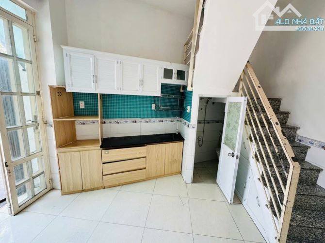 Bán nhà  Nguyễn Văn Quỳ, phường Phú Thuận, quận 7,dt:20m,gia:1,65ty - 3