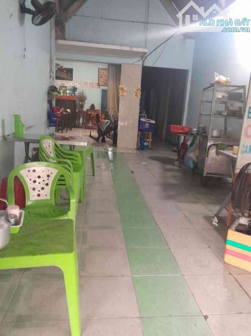 MẶT TIỀN KINH DANH NGUYỄN HỮU TRÍ GẦN CHỢ ĐỆM NGANG 8,4 DÀI 27 GIÁ CHỈ8,5 TỶ - 3