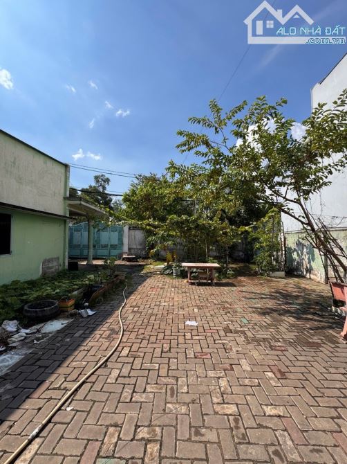 Đất MT đường nhựa 7m,Dt:4,4*31 tại XTĐ 2 hơn 100m2 thổ,giá chỉ 3,7 tỷ - 3